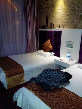 Zhengzhou Love Theme Hotel Jicheng (Henan) Bagian luar foto