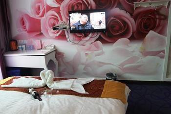Zhengzhou Love Theme Hotel Jicheng (Henan) Bagian luar foto